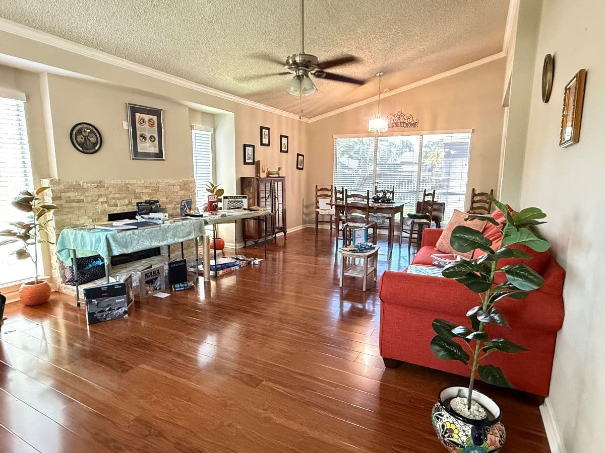 Clear Lake Townhome Estate Near NASA — Furniture, Fashion, Jewelry & Space-Age Memorabilia