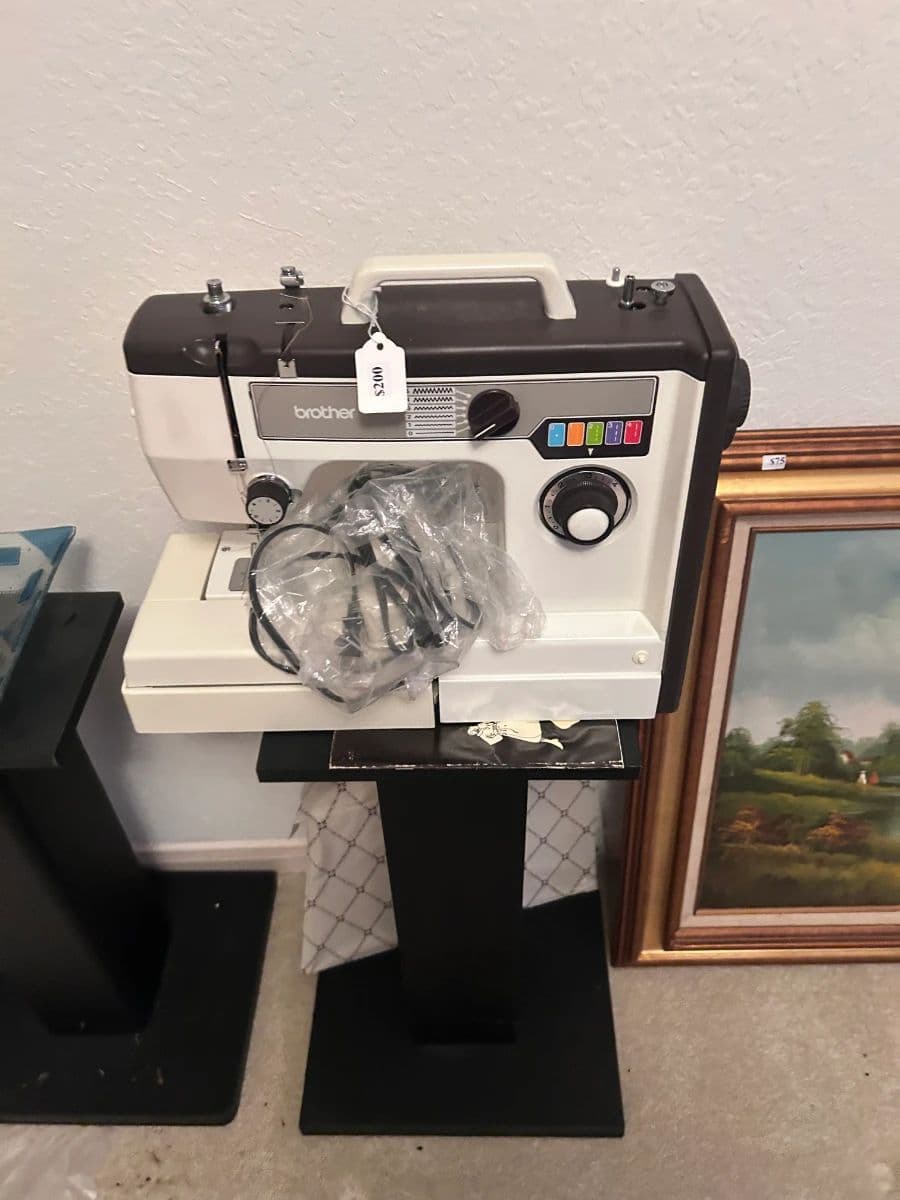 Sugar Land First Colony Estate — New Designer Clothing, Jewelry & Home Décor
