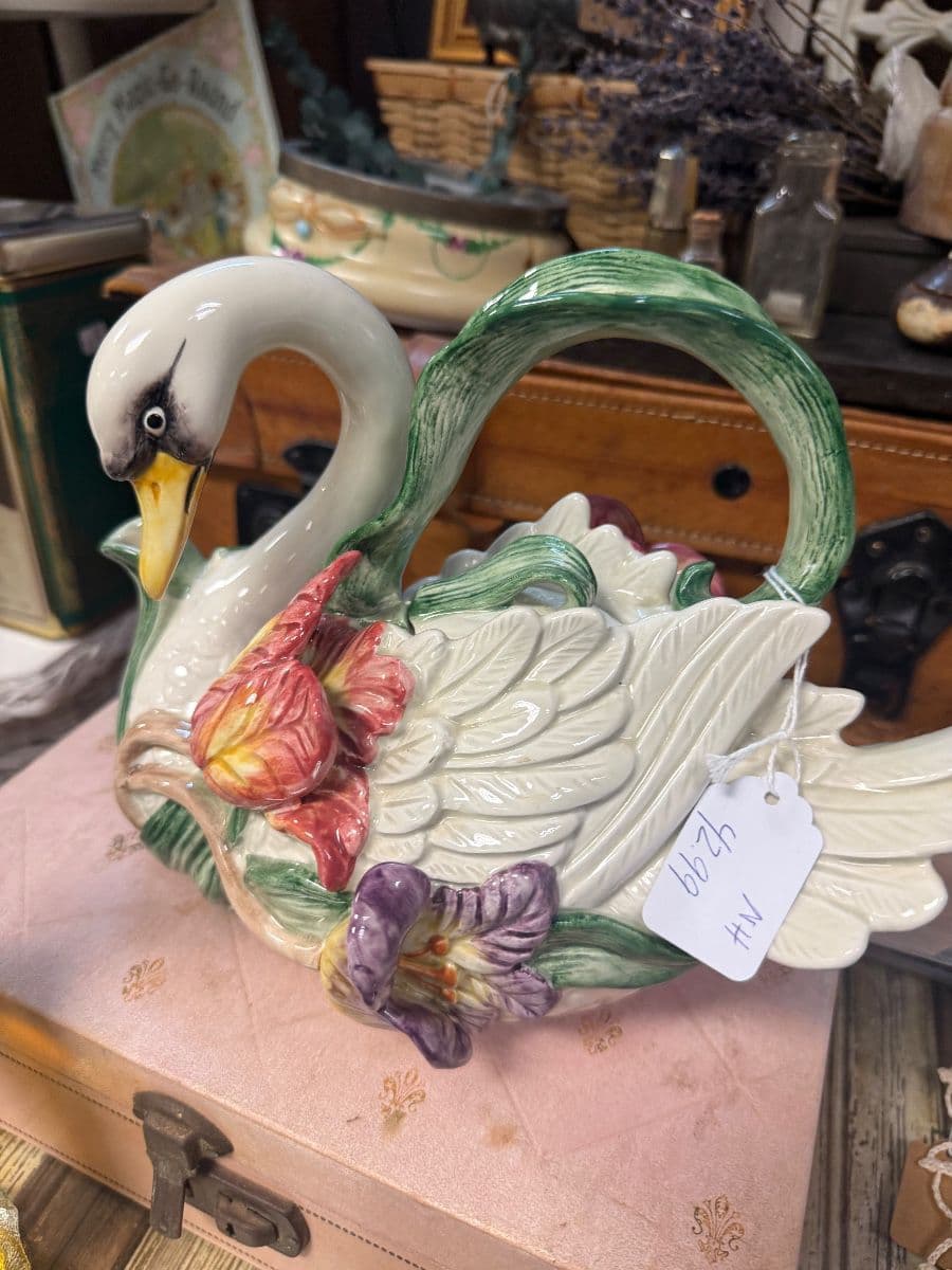 Rosenberg Storefront Sale — Vintage Brass, Art & Collected Estate Finds