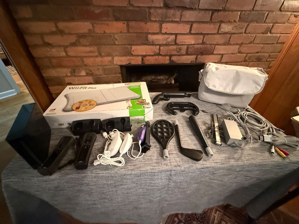 Spring Branch Estate Sale — Houston 77055 Home Contents & Furnishings