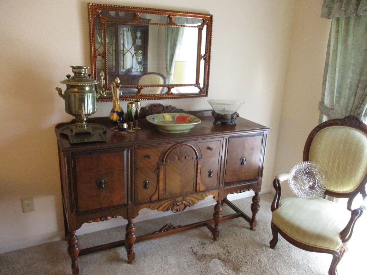 Spring Branch Digger Sale: Antiques, Kitchenware, Appliances, and Garage Tools