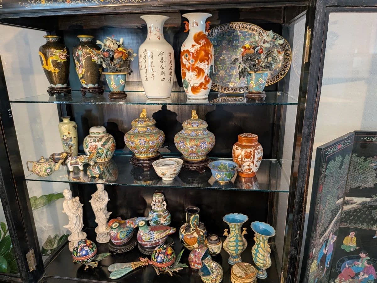 Braeburn Valley Estate Sale — Asian Antiques & Collectibles