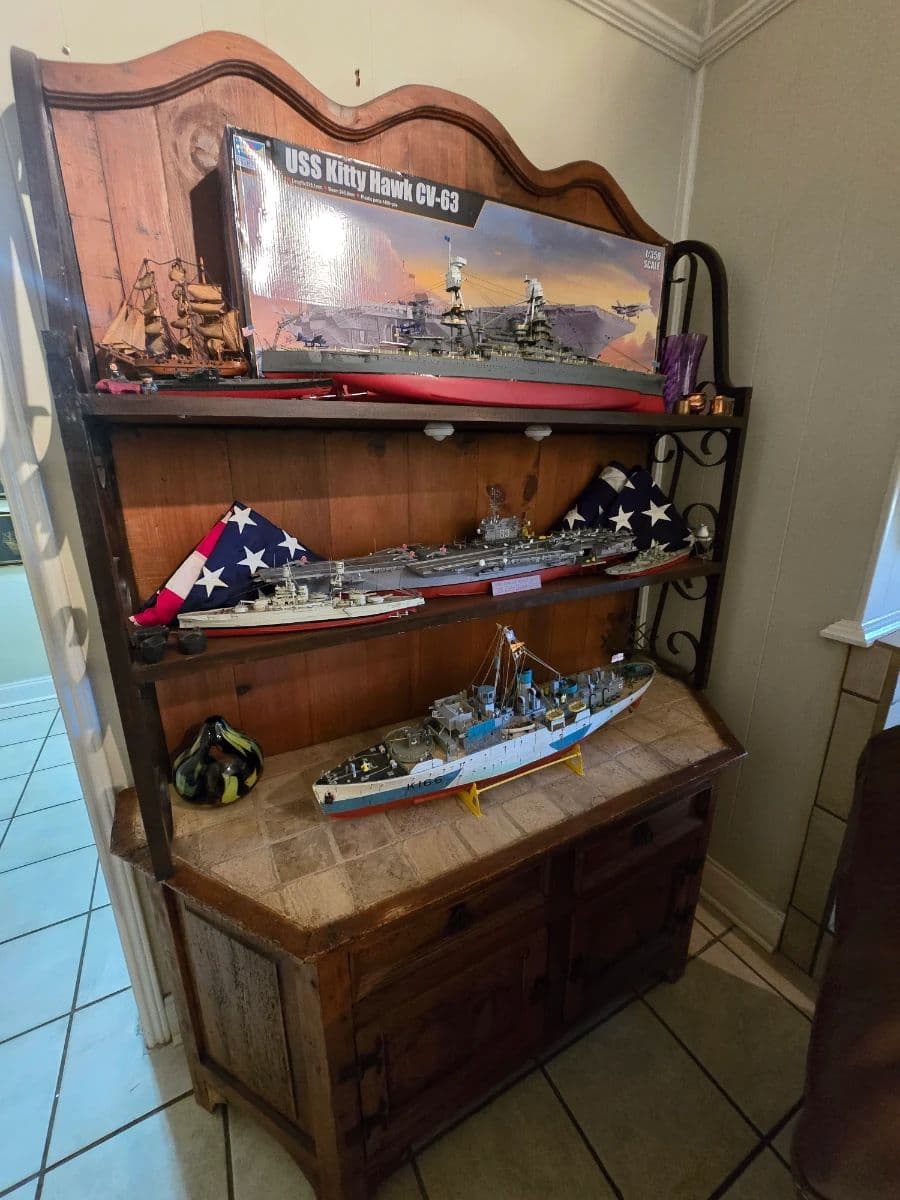 Hilltop Acres off Beltway 8: Vintage Jukebox, Leather Sofa, Vinyl, and Garage Finds